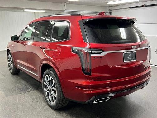 2025 Cadillac XT6 Sport AWD