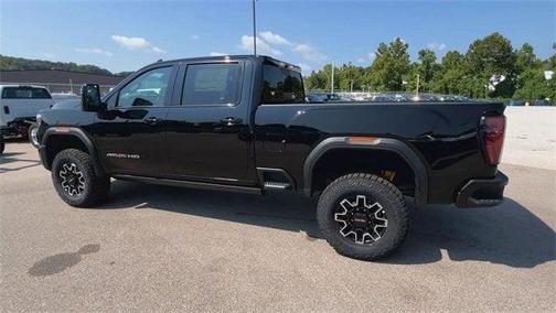 2025 GMC Sierra 2500 AT4