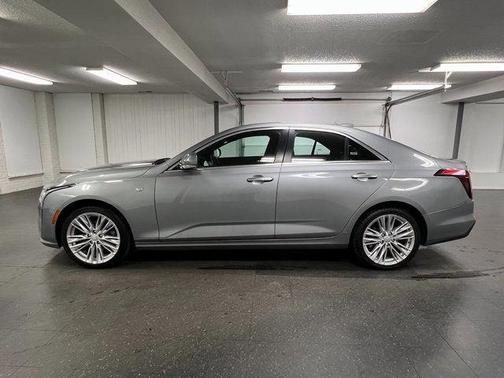 2023 Cadillac CT4 Premium Luxury
