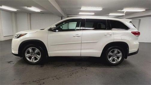 2017 Toyota Highlander Limited