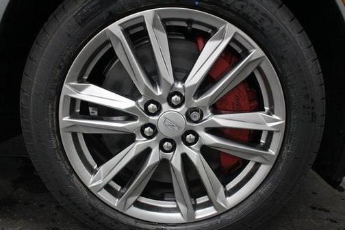 2025 Cadillac XT5 Sport