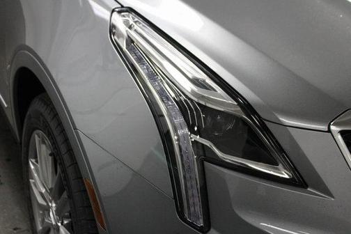 2025 Cadillac XT5 Sport