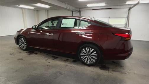 2025 Nissan Altima SV FWD