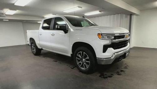 Summit White 2026 Chevrolet Silverado 1500 LT
