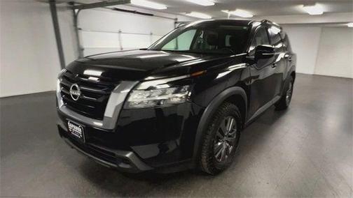 2022 Nissan Pathfinder SV 2WD