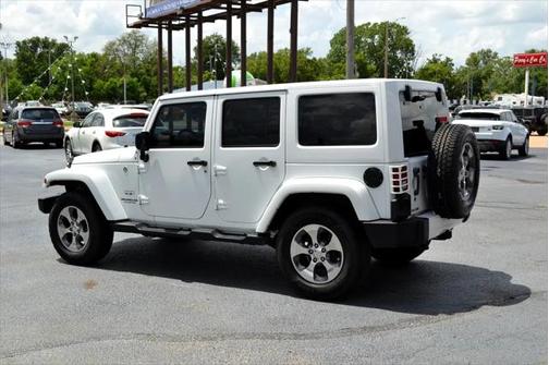 2016 Jeep Wrangler Unlimited Sahara