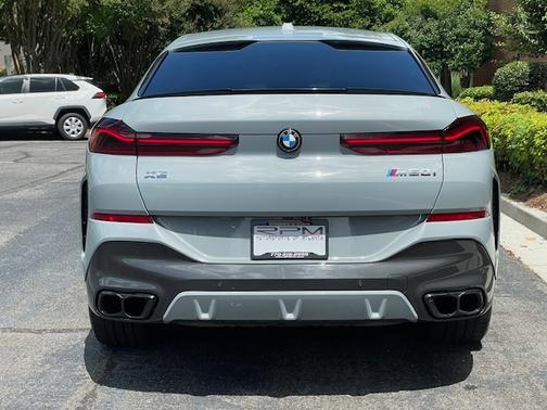 2024 BMW X6 M60i