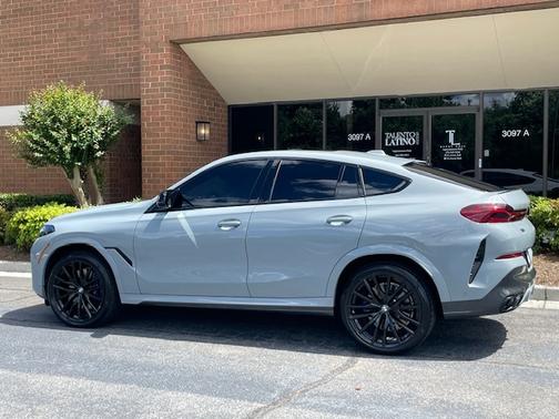 2024 BMW X6 M60i