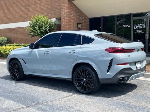 2024 BMW X6 M60i