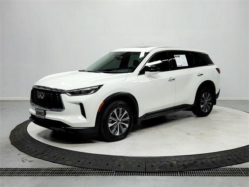 2025 INFINITI QX60 Pure