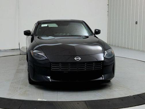 Black (P) 2026 Nissan Z performance