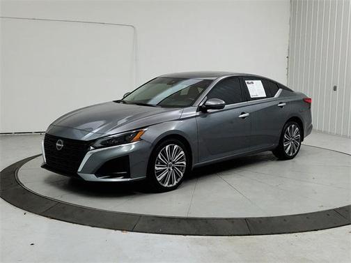 2024 Nissan Altima 2.5 SL