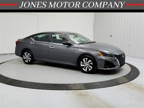 2025 Nissan Altima S