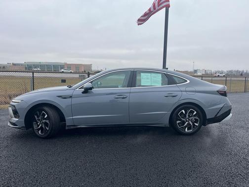 Transmission Blue 2024 Hyundai SONATA SEL