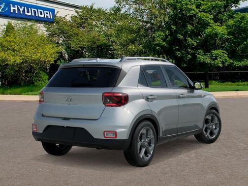 Shimmering Silver 2026 Hyundai VENUE SEL