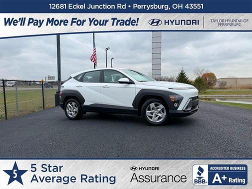 Atlas White 2025 Hyundai KONA SE