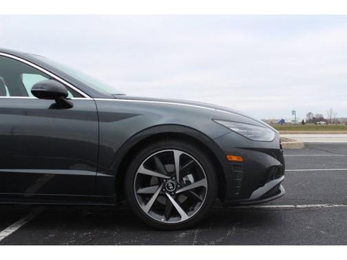 2023 Hyundai SONATA SEL Plus