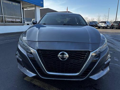 2020 Nissan Altima SR FWD