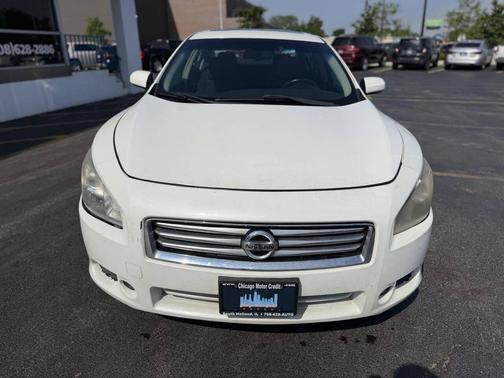 Pearl White 2014 Nissan Maxima S