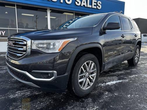 2017 GMC Acadia SLE-2