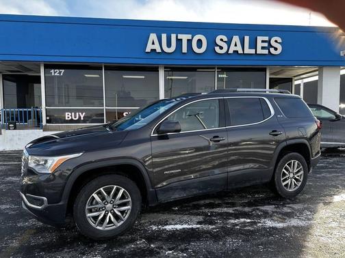 2017 GMC Acadia SLE-2