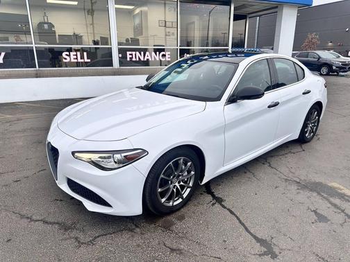 2018 Alfa Romeo Giulia Sport