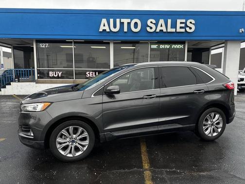 2019 Ford Edge Titanium