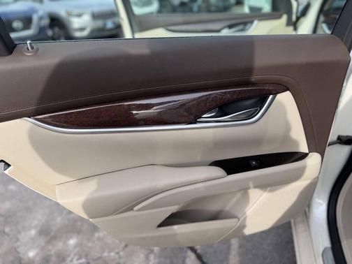 2013 Cadillac XTS Luxury