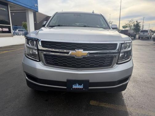Gray 2019 Chevrolet Suburban LT