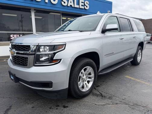 Gray 2019 Chevrolet Suburban LT