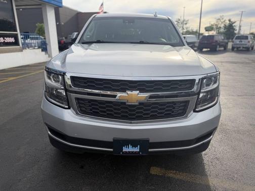 Gray 2019 Chevrolet Suburban LT
