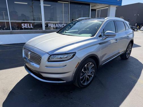 Silver Radiance 2021 Lincoln Nautilus Reserve