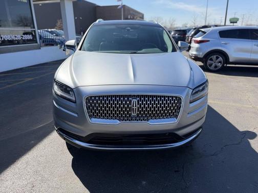 Silver Radiance 2021 Lincoln Nautilus Reserve