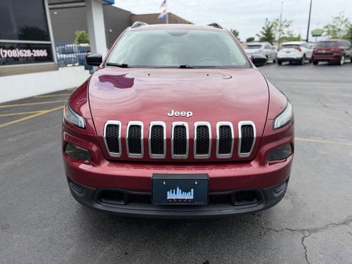 Maroon 2017 Jeep Cherokee Sport