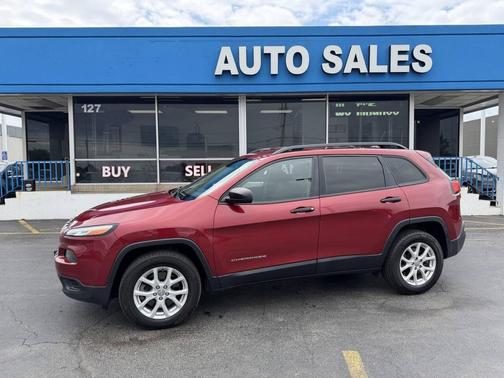 Maroon 2017 Jeep Cherokee Sport