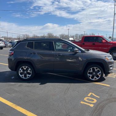 Granite Crystal Metallic Clearcoat 2019 Jeep Compass Limited