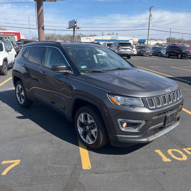 Granite Crystal Metallic Clearcoat 2019 Jeep Compass Limited