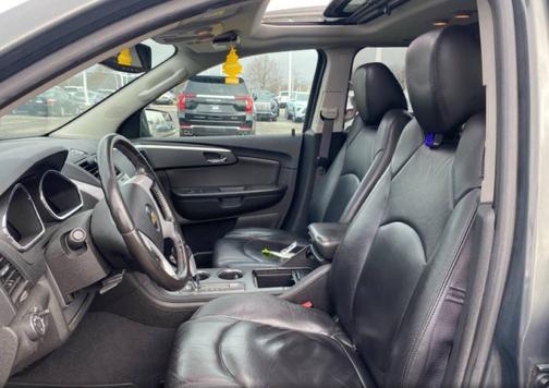 2011 Chevrolet Traverse 2LT