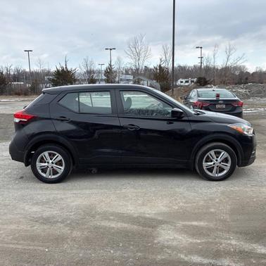 2020 Nissan Kicks S