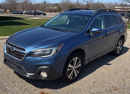 Abyss Blue Pearl 2019 Subaru Outback 2.5i Limited