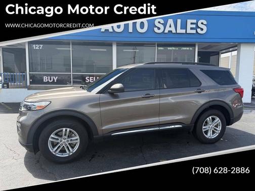 Stone Gray Metallic 2021 Ford Explorer XLT