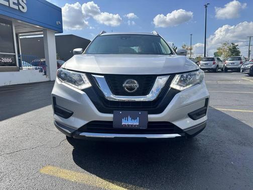2020 Nissan Rogue SV