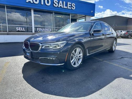 2016 BMW 750 i xDrive