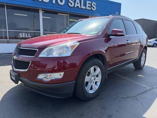 Red Jewel Tintcoat 2011 Chevrolet Traverse 2LT
