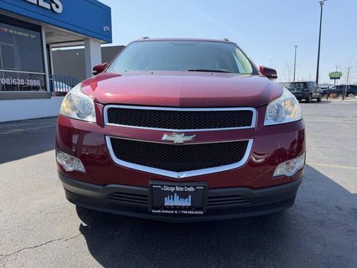 Red Jewel Tintcoat 2011 Chevrolet Traverse 2LT