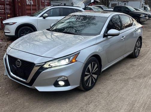 2020 Nissan Altima 2.5 SV
