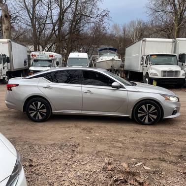 2020 Nissan Altima 2.5 SV