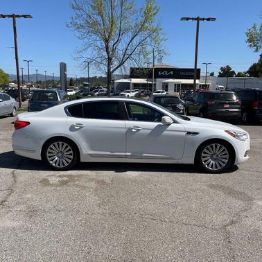 Snow White Pearl 2015 Kia K900 Premium