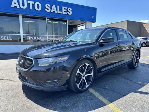 2016 Ford Taurus SHO