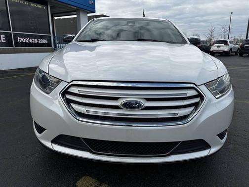 2019 Ford Taurus Limited